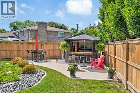 12311 Verdant Court Tecumseh ON N9K 1B4