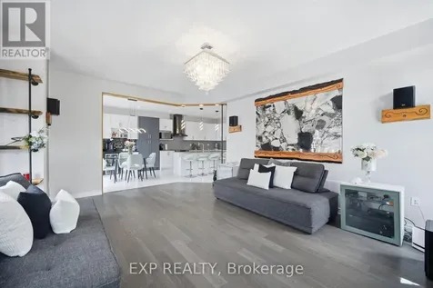 13 Arksey Street Whitby ON L1P 0G5