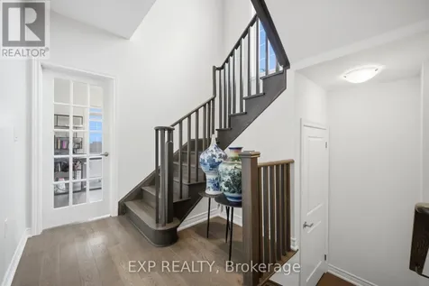 13 Arksey Street Whitby ON L1P 0G5
