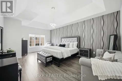 13 Arksey Street Whitby ON L1P 0G5