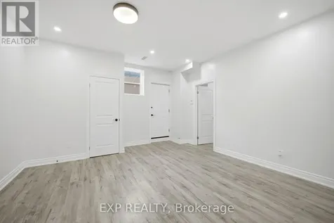 13 Arksey Street Whitby ON L1P 0G5