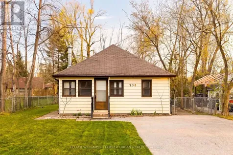 706 Chestnut Street Innisfil ON L9S 2H8