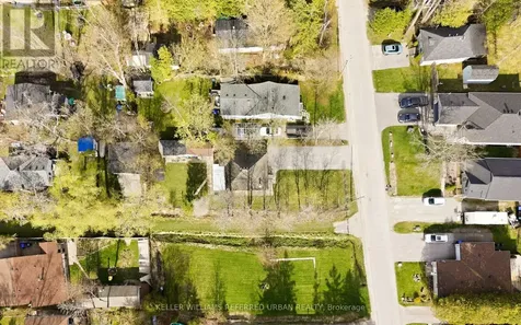 706 Chestnut Street Innisfil ON L9S 2H8