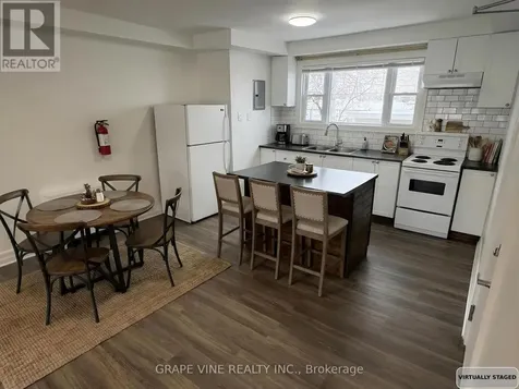 824 Kirkwood Avenue Ottawa ON K1Z 5Y2