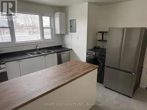 824 Kirkwood Avenue Ottawa ON K1Z 5Y2