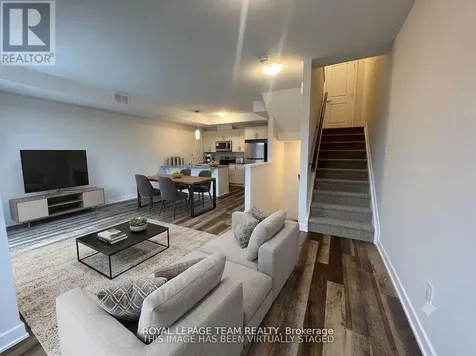204 Tussock Private Ottawa ON K1X 0M8