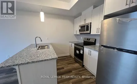 204 Tussock Private Ottawa ON K1X 0M8