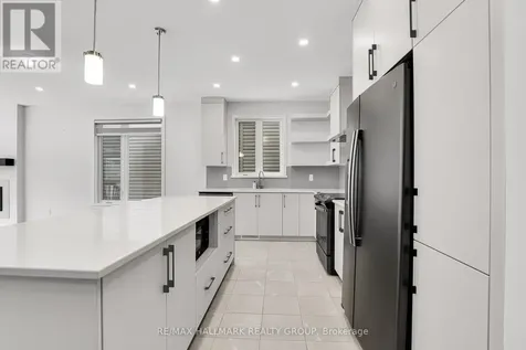 441 Turmeric Court Ottawa ON K2S 2X8