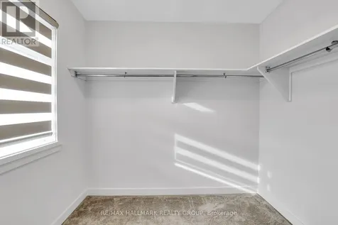 441 Turmeric Court Ottawa ON K2S 2X8