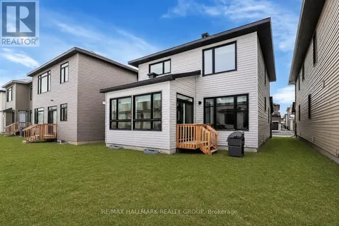 441 Turmeric Court Ottawa ON K2S 2X8