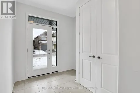 441 Turmeric Court Ottawa ON K2S 2X8