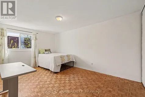 980 Gulf Place Ottawa ON K1K 3Y1