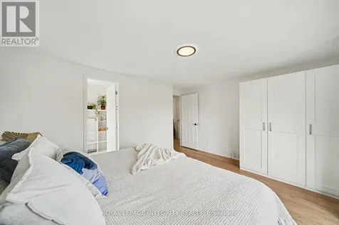 1 Elderwood Trail Ottawa ON K2S 1C9