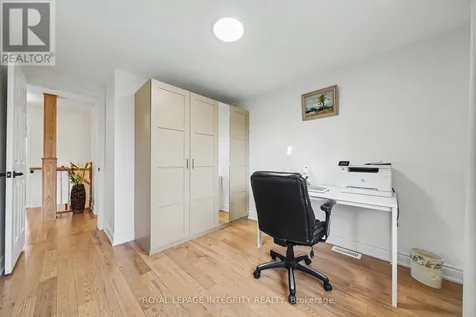 1 Elderwood Trail Ottawa ON K2S 1C9