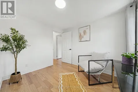 1 Elderwood Trail Ottawa ON K2S 1C9
