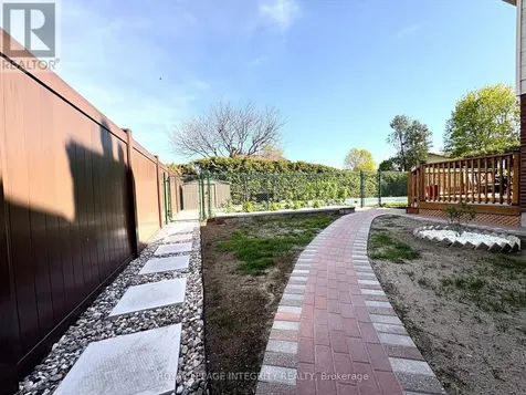 1 Elderwood Trail Ottawa ON K2S 1C9
