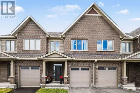 108 Jardiniere Street Ottawa ON K2S 2K2