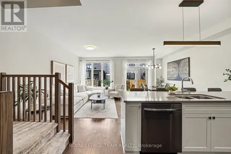 108 Jardiniere Street Ottawa ON K2S 2K2