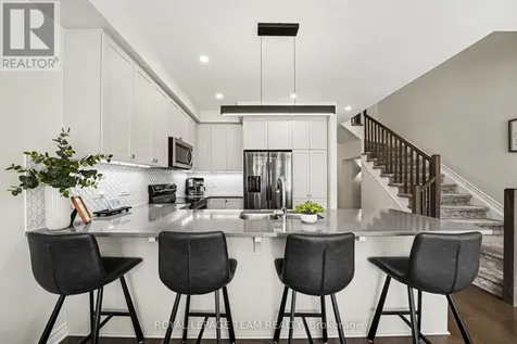108 Jardiniere Street Ottawa ON K2S 2K2