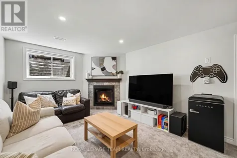 108 Jardiniere Street Ottawa ON K2S 2K2