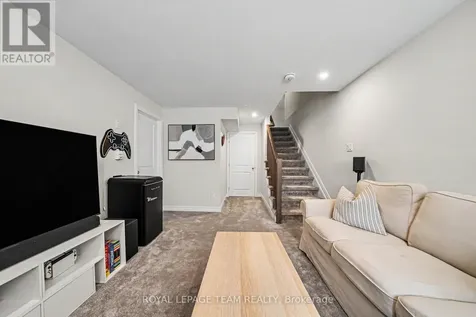 108 Jardiniere Street Ottawa ON K2S 2K2
