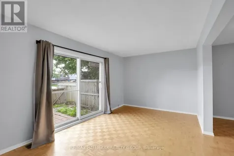 2912 Fairlea Crescent Ottawa ON K1V 8T7