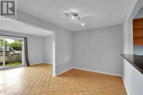 2912 Fairlea Crescent Ottawa ON K1V 8T7