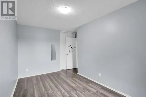 2912 Fairlea Crescent Ottawa ON K1V 8T7