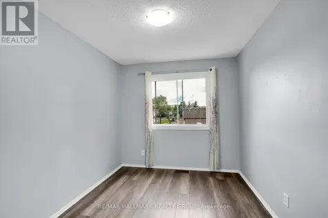 2912 Fairlea Crescent Ottawa ON K1V 8T7