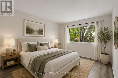 2912 Fairlea Crescent Ottawa ON K1V 8T7