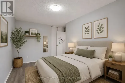 2912 Fairlea Crescent Ottawa ON K1V 8T7