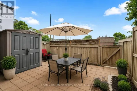 2912 Fairlea Crescent Ottawa ON K1V 8T7