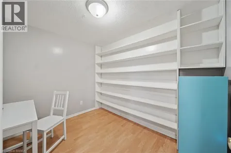 21 Court Drive Paris ON N3L 4B8