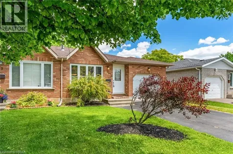 21 Court Drive Paris ON N3L 4B8