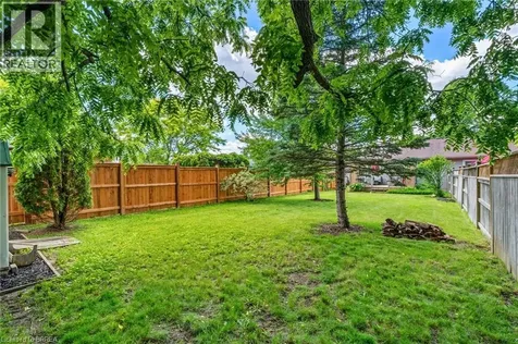 21 Court Drive Paris ON N3L 4B8
