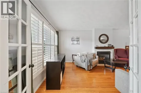 21 Court Drive Paris ON N3L 4B8
