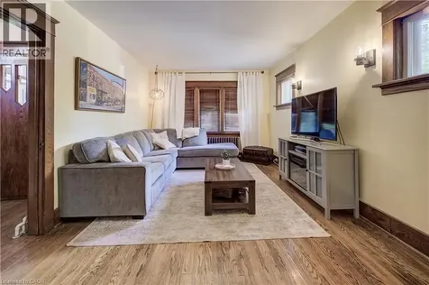 90 Brock Street Kitchener ON N2M 1X3
