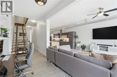 414 John Street Hamilton ON L8L 4R3