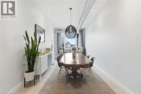 414 John Street Hamilton ON L8L 4R3