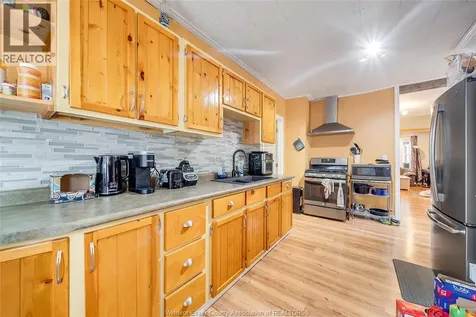 170 Inshes Avenue Chatham ON N7M 2Z2