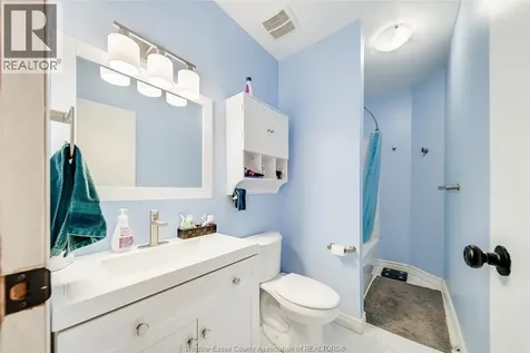 170 Inshes Avenue Chatham ON N7M 2Z2