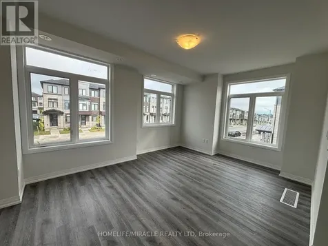 155 Equestrian Way Cambridge ON N3E 0E8