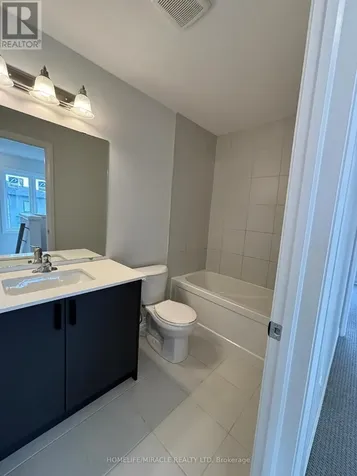 155 Equestrian Way Cambridge ON N3E 0E8