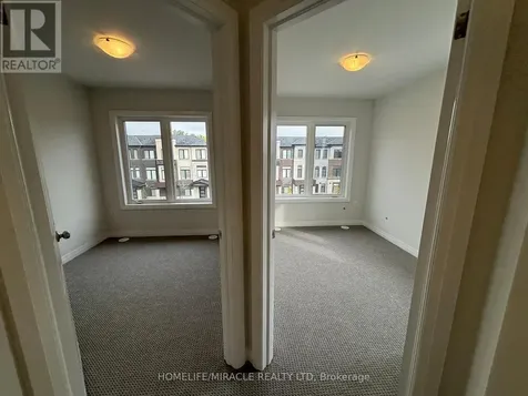 155 Equestrian Way Cambridge ON N3E 0E8