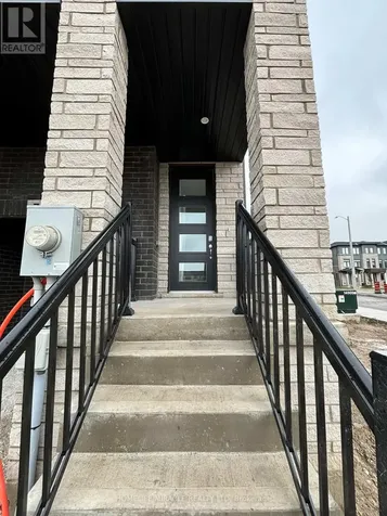155 Equestrian Way Cambridge ON N3E 0E8