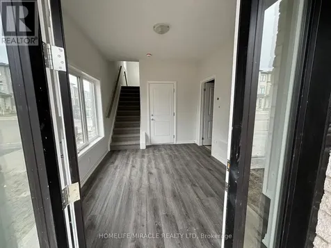 155 Equestrian Way Cambridge ON N3E 0E8