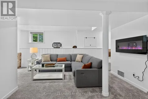 3400 Juniper Point Road Selwyn ON K0L 2H0