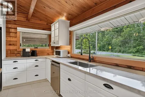 3400 Juniper Point Road Selwyn ON K0L 2H0