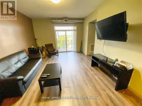 8 Hickory Street Waterloo ON N2L 3H6
