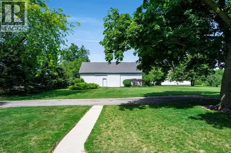 1570 Road 3 East Kingsville ON N9Y 2E5